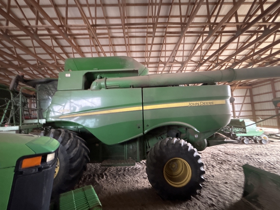 Used 2012 John Deere S670 Combines at Koenig Equipment in Urbana, OH - Photo1