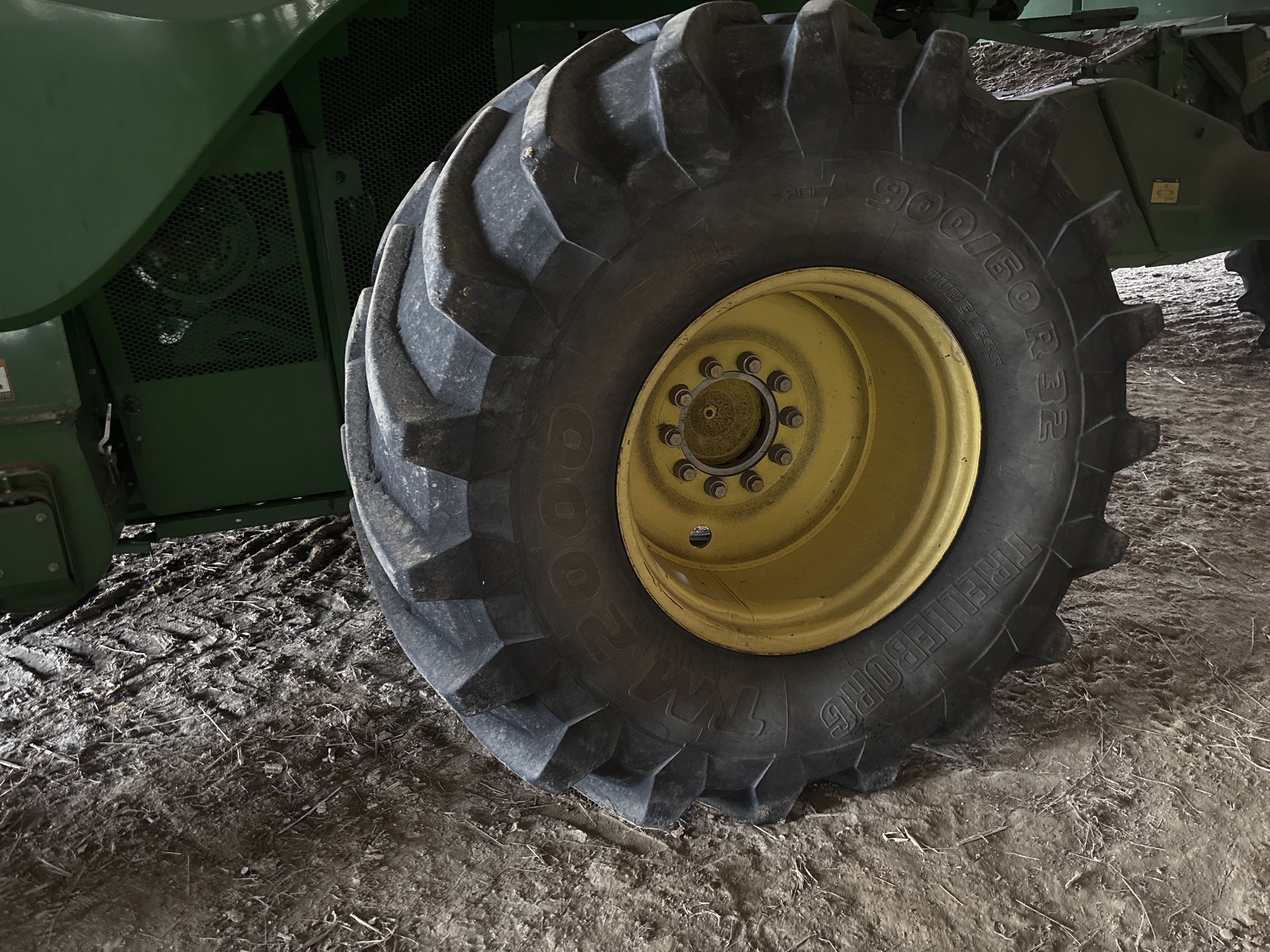 Used 2012 John Deere S670 Combines at Koenig Equipment in Urbana, OH - PhotoXL36