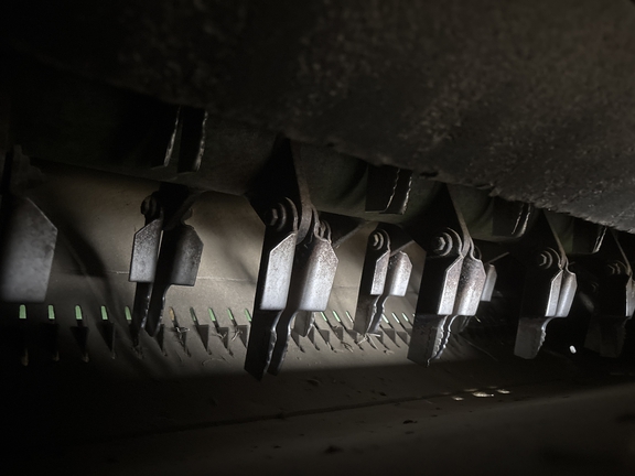 Used 2012 John Deere S670 Combines at Koenig Equipment in Urbana, OH - Photo21