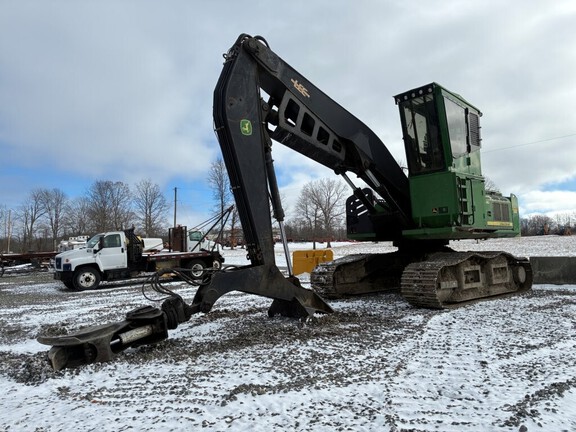 2015 John Deere 2454D