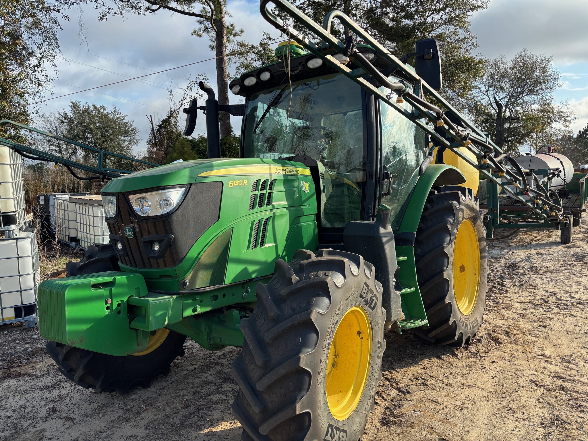 2019 John Deere 6130R Image 3