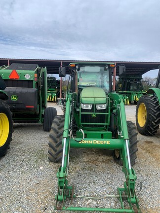 2013 John Deere 6115D Photo 2