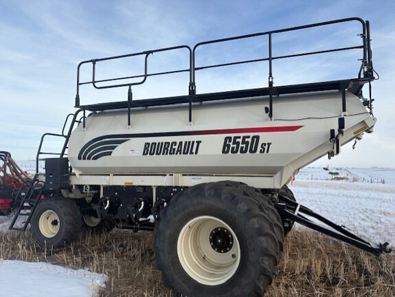 Used 2014 Bourgault 3320-66PHD Air Drills and Seeders at Horizon Ag & Turf in Vermilion, AB - Photo23
