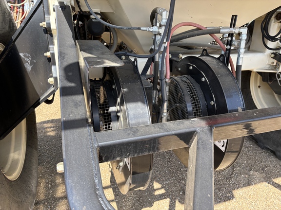 Used 2014 Bourgault 3320-66PHD Air Drills and Seeders at Horizon Ag & Turf in Vermilion, AB - Photo11