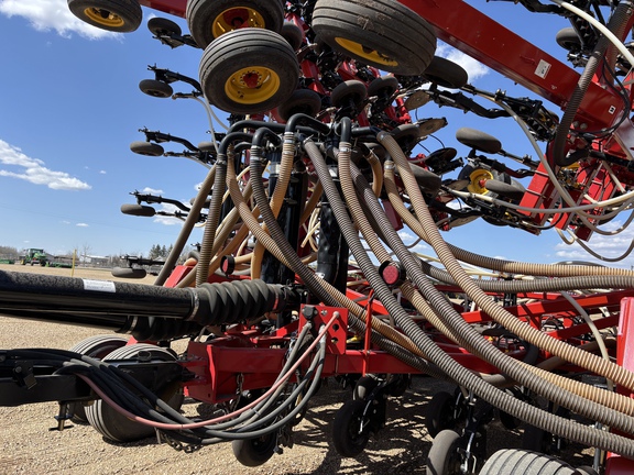 Used 2014 Bourgault 3320-66PHD Air Drills and Seeders at Horizon Ag & Turf in Vermilion, AB - Photo17