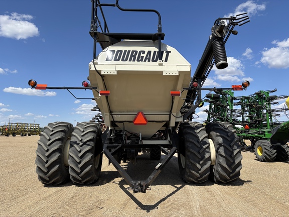 Used 2014 Bourgault 3320-66PHD Air Drills and Seeders at Horizon Ag & Turf in Vermilion, AB - Photo5