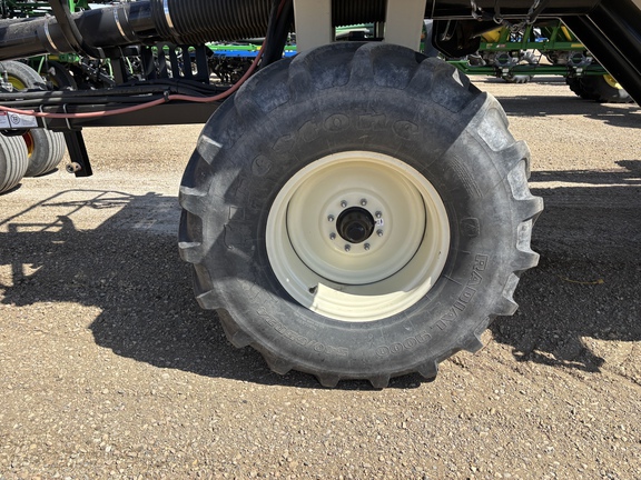 Used 2014 Bourgault 3320-66PHD Air Drills and Seeders at Horizon Ag & Turf in Vermilion, AB - Photo9