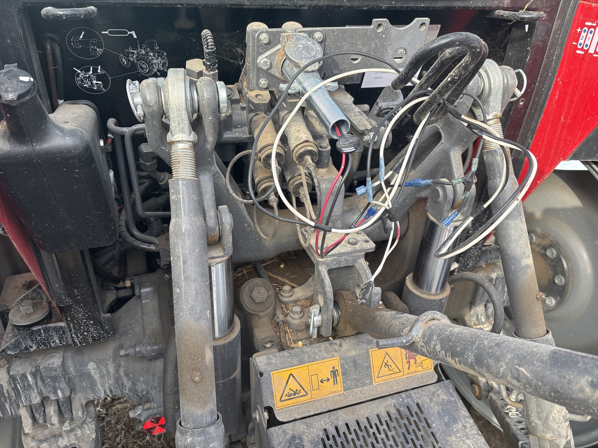 Used 2021 Massey Ferguson 4707 Utility Tractors at Koenig Equipment in Franklin, IN - PhotoXL19