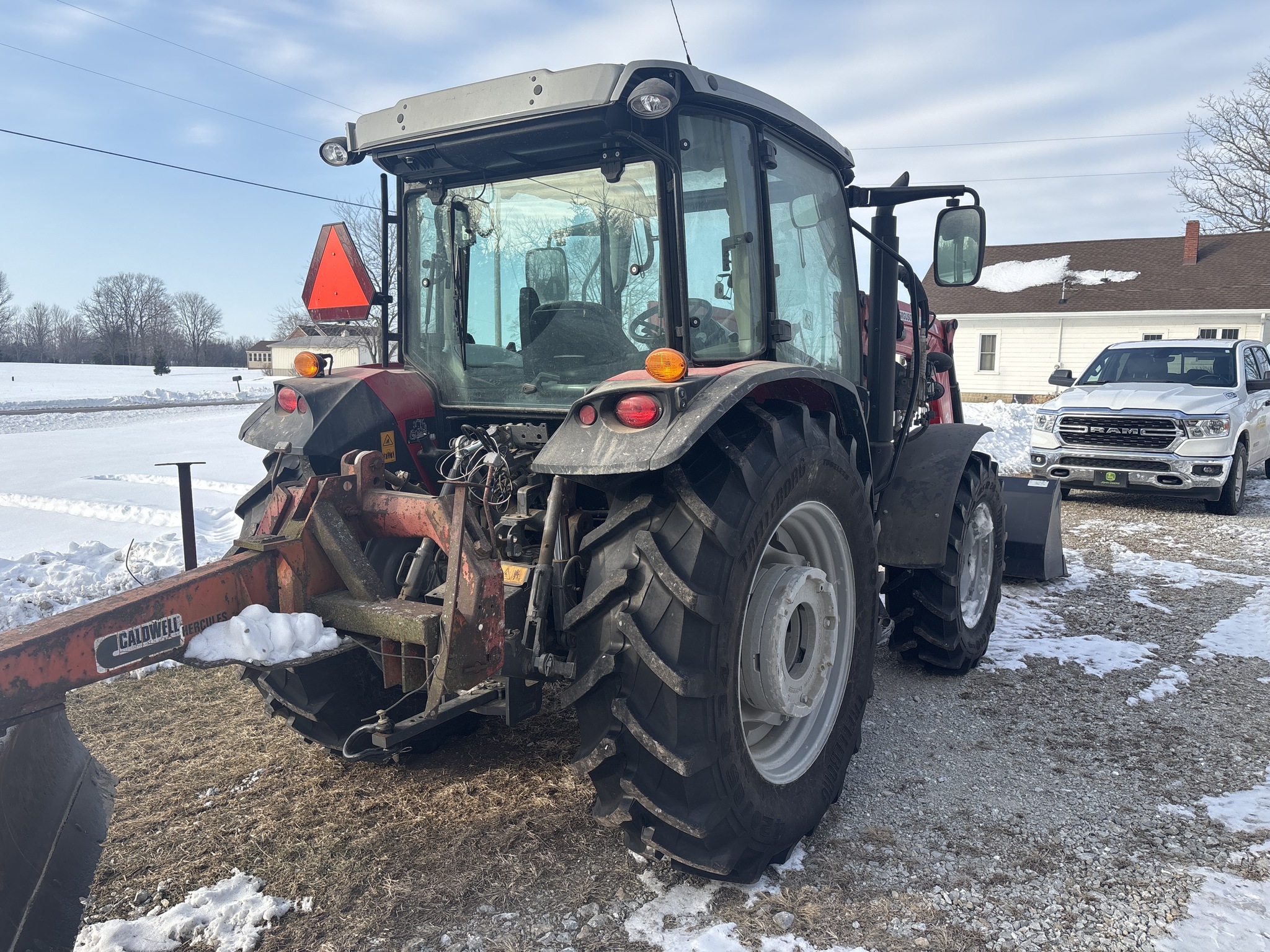 Used 2021 Massey Ferguson 4707 Utility Tractors at Koenig Equipment in Franklin, IN - PhotoXL20