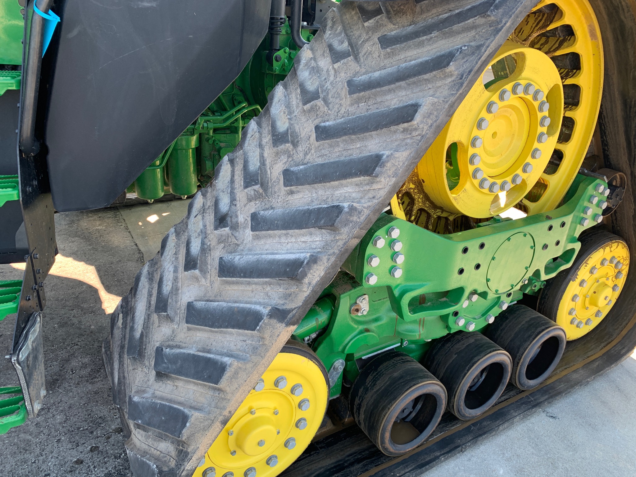  2021 John Deere 8RX 410 at Heritage Tractor in Lamar, MO