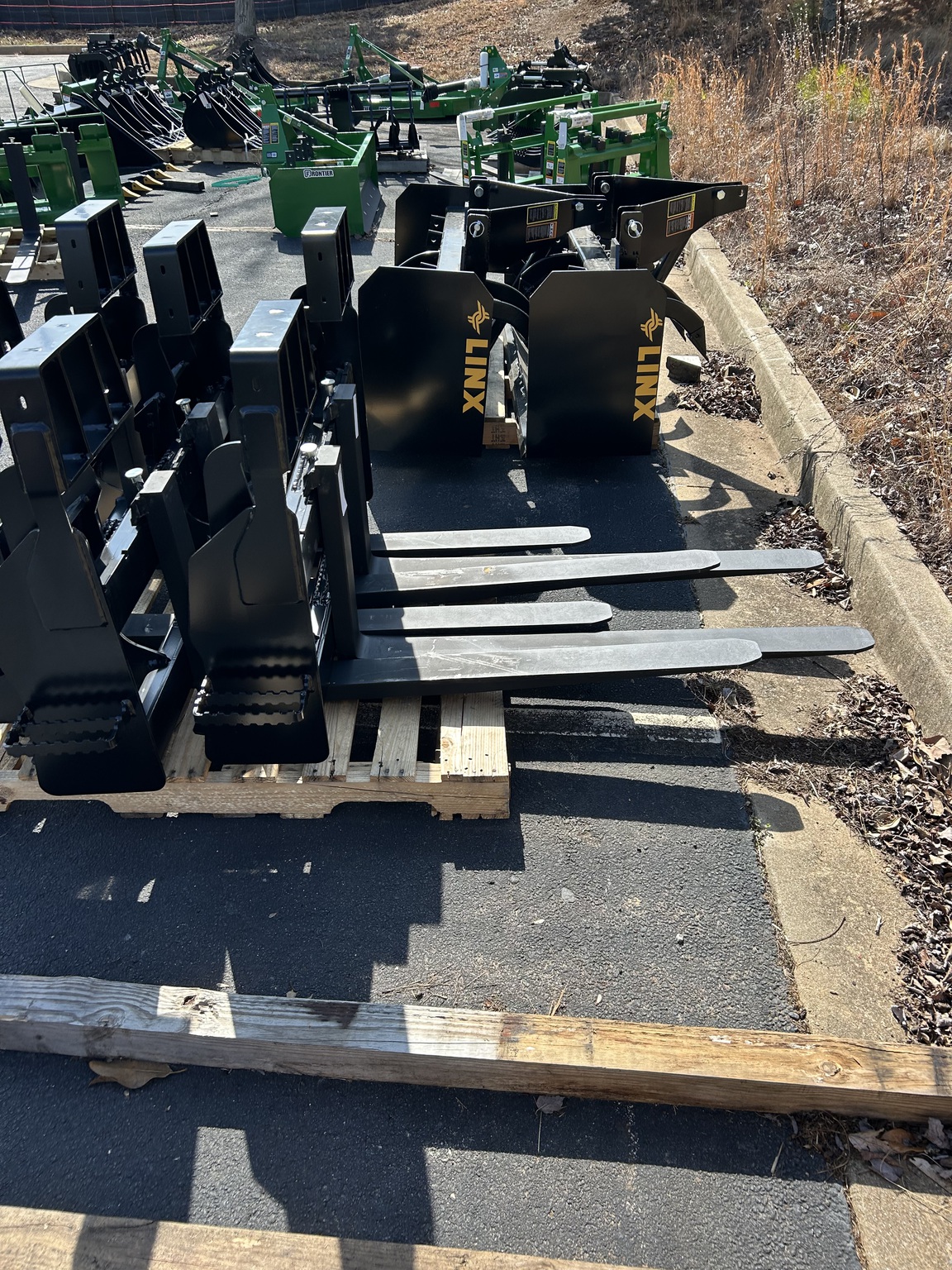 John Deere P 45    45IN. HD Forks Image 3