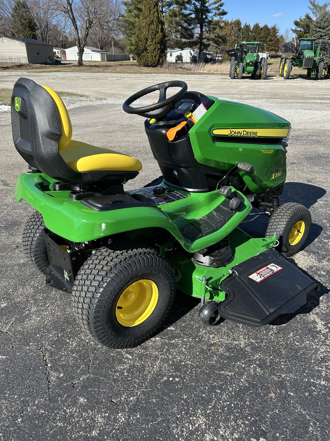 2026 John Deere X330 Image 6