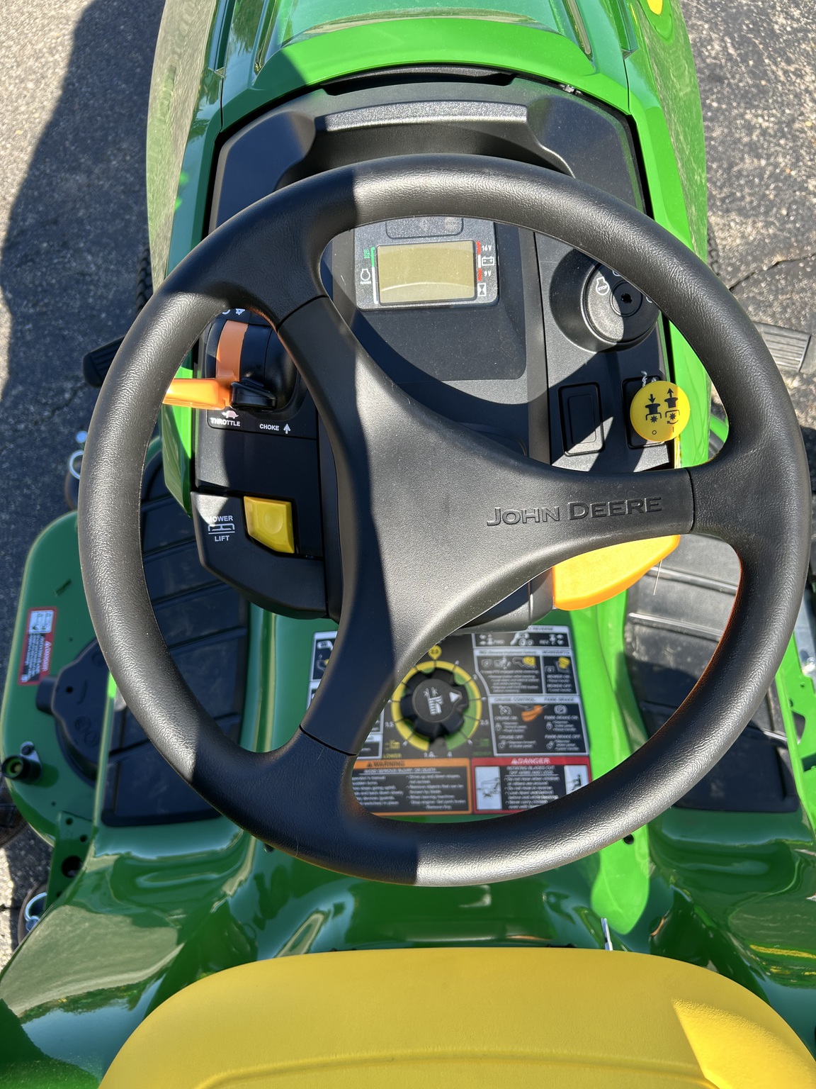 2026 John Deere X330 Image 12