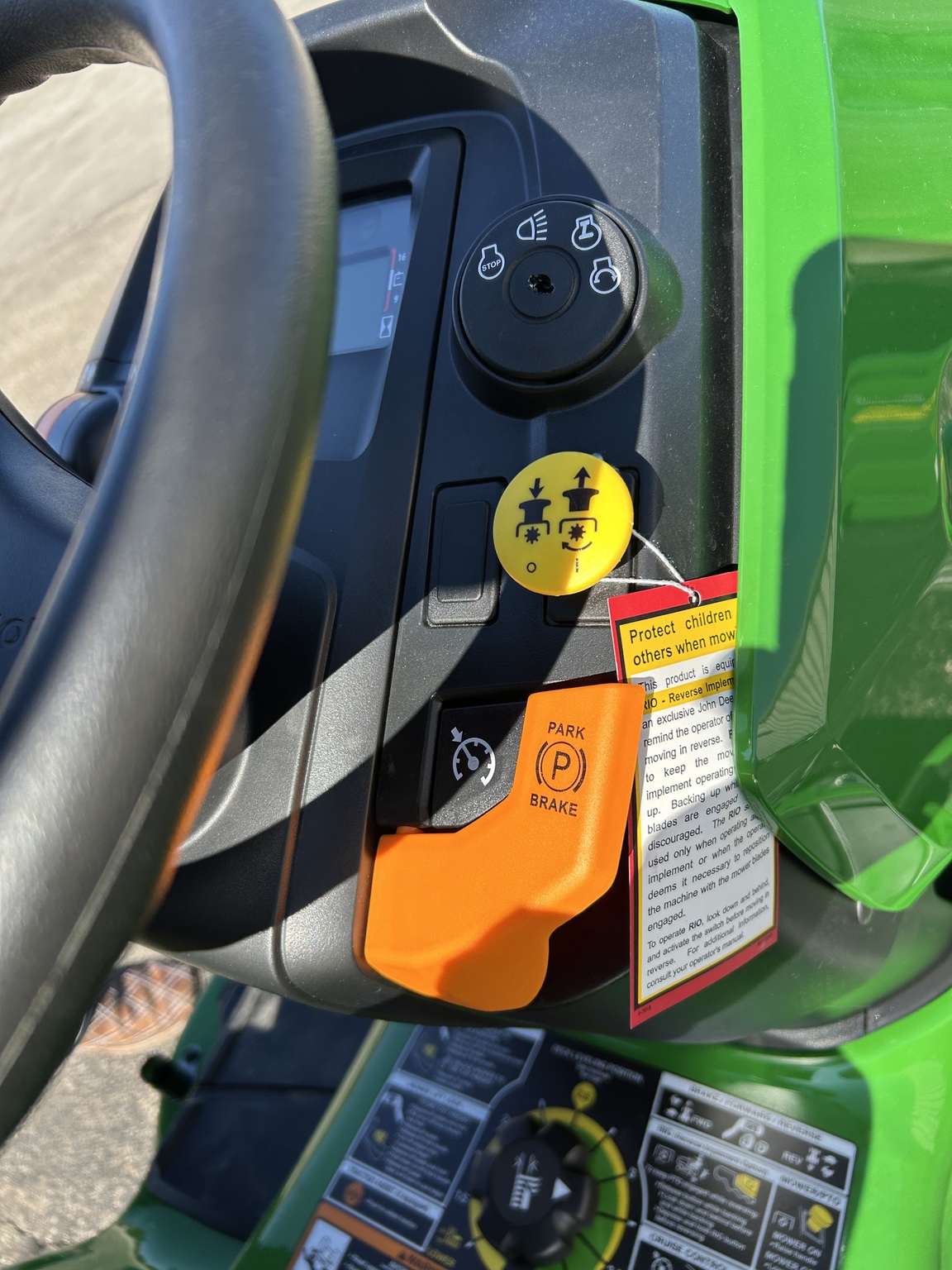 2026 John Deere X330 Image 13