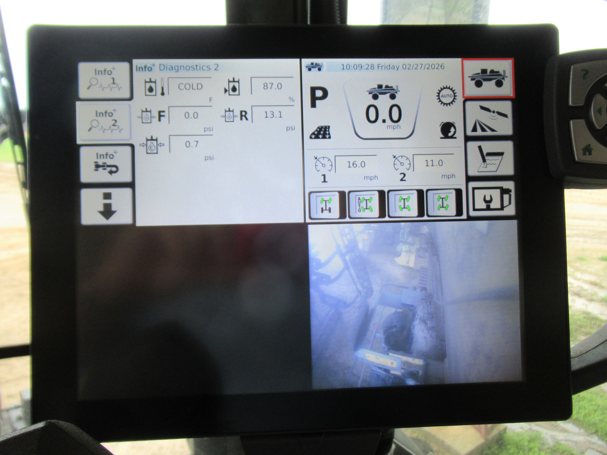 2020 RoGator RG1100C Image 10