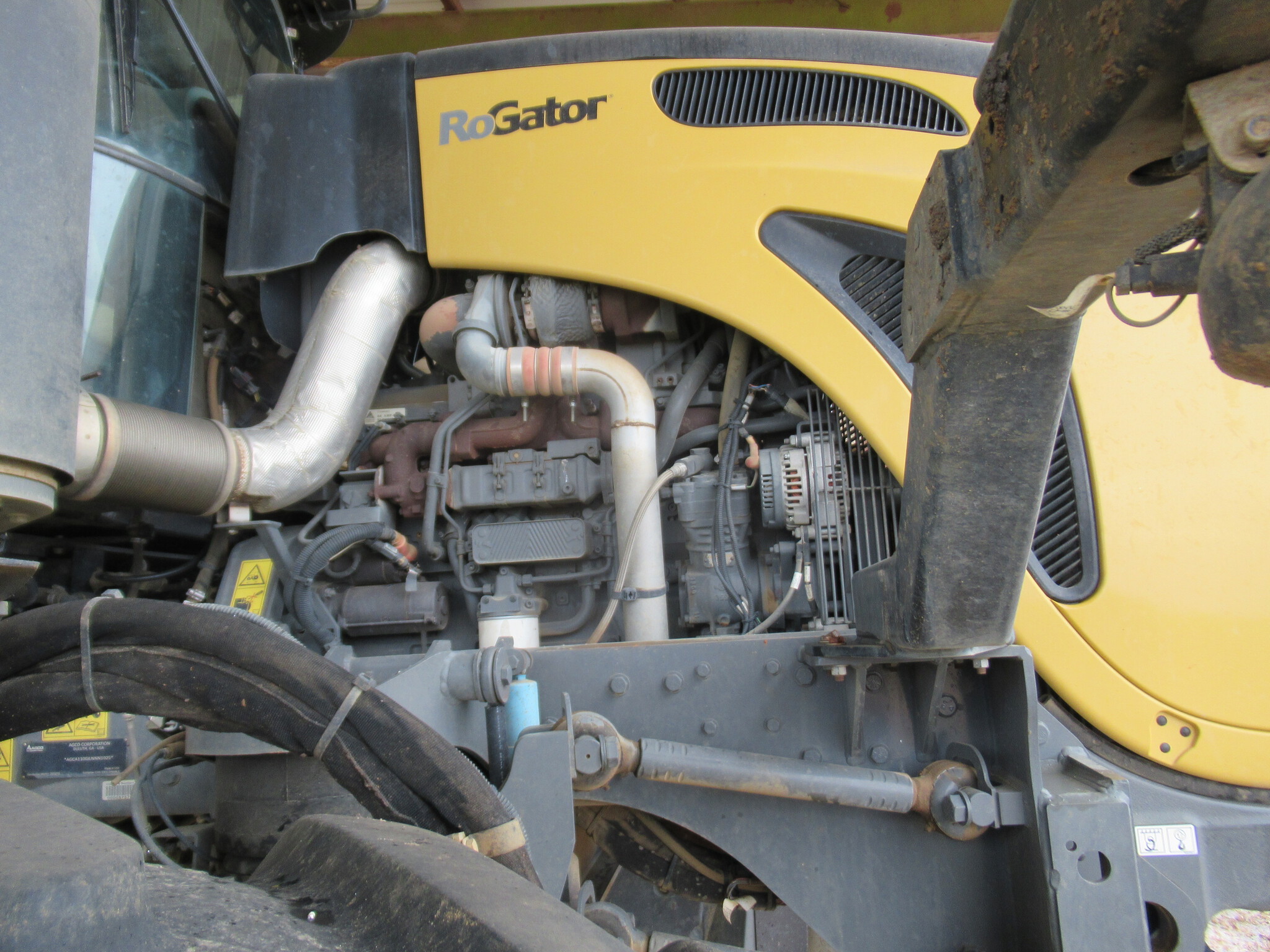 2020 RoGator RG1100C Image 6