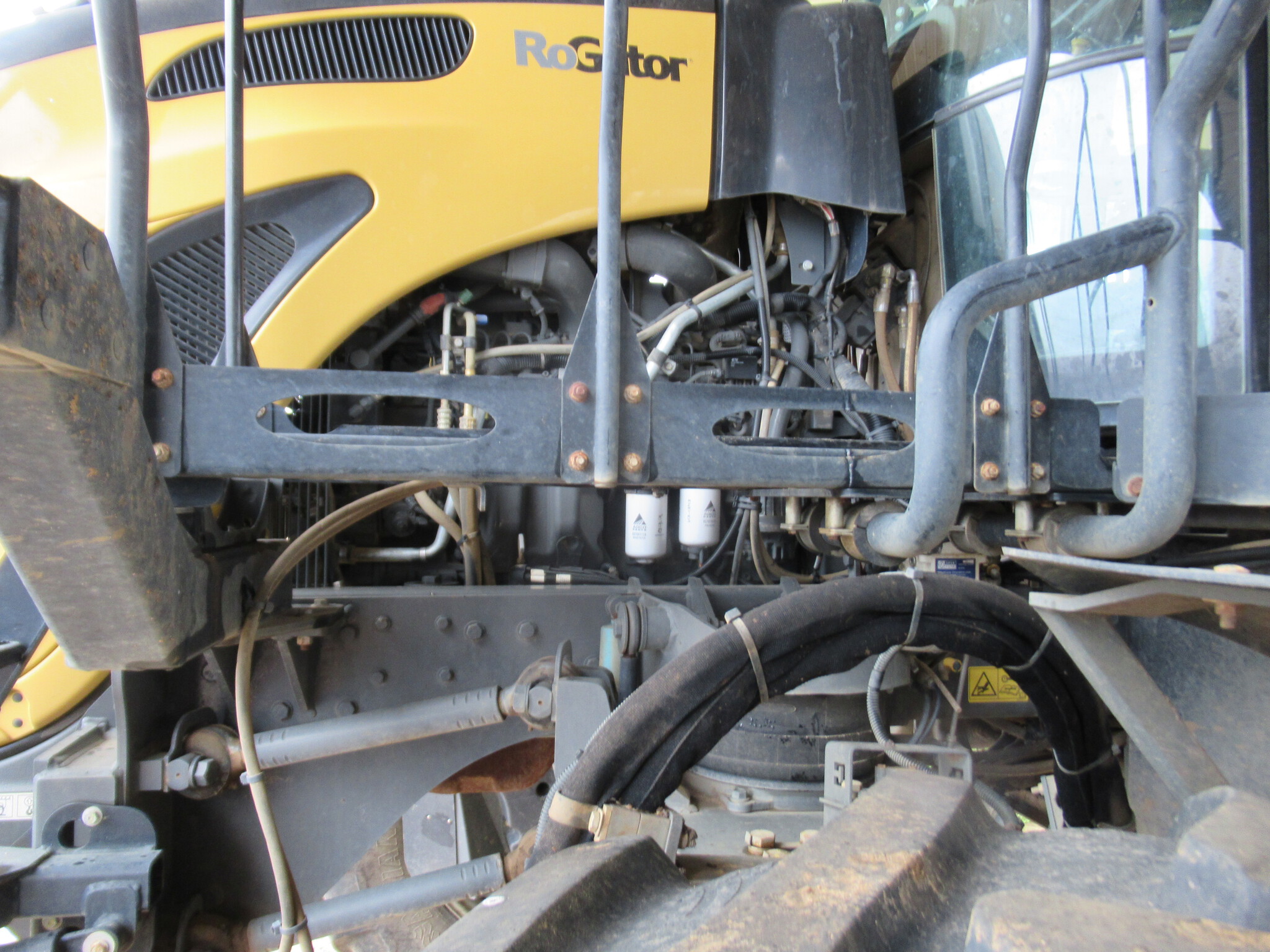 2020 RoGator RG1100C Image 7