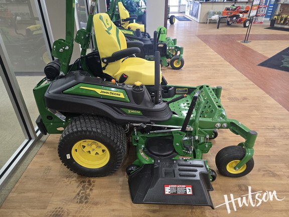 Photo of 2025 John Deere Z950M