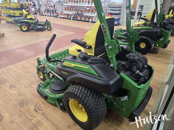 Photo of 2025 John Deere Z950M