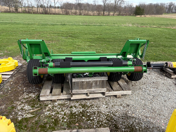 Used -- John Deere A520R Bale Accumulators at Koenig Equipment in Anna, OH - Photo2