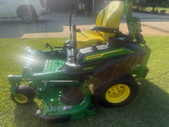 2023 John Deere Z950M Photo 3