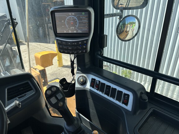 2018 Hyundai 955TM