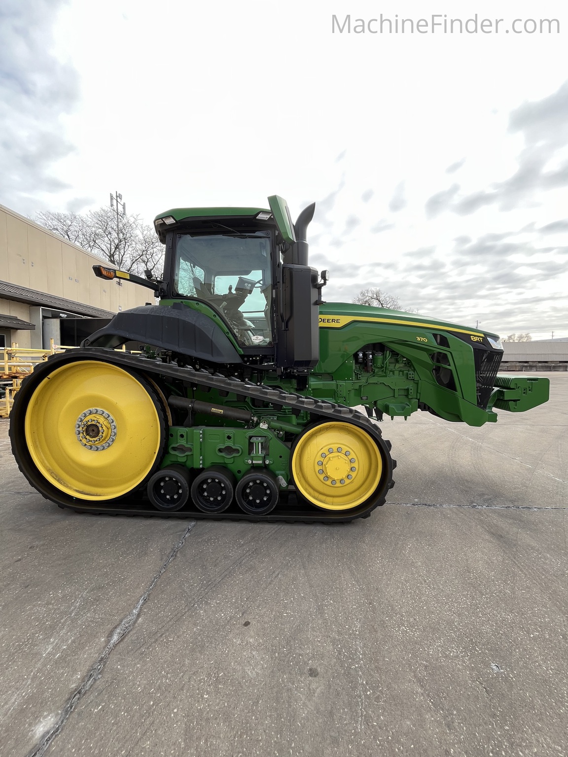 Used 2024 John Deere 8RT 370 Track Tractors at Koenig Equipment in Anna, OH - PhotoXL2