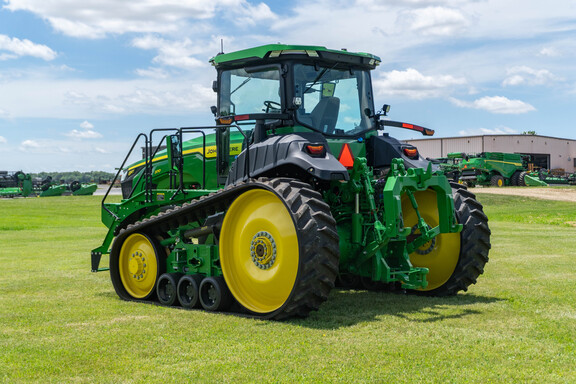 Used 2024 John Deere 8RT 370 Track Tractors at Koenig Equipment in Anna, OH - Photo2