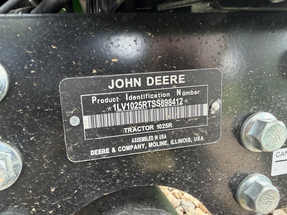 2025 John Deere 1025R - Photo31
