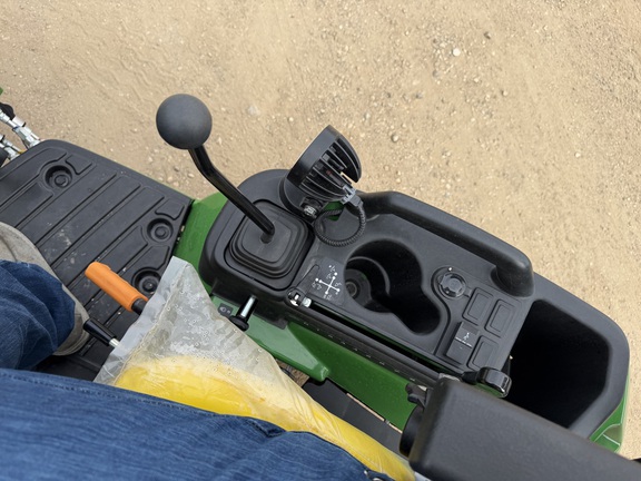 2025 John Deere 1025R - Photo29