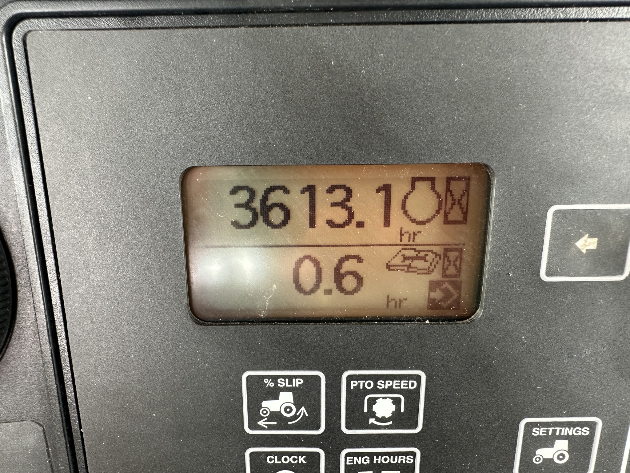 2009 John Deere 8330 Image 11