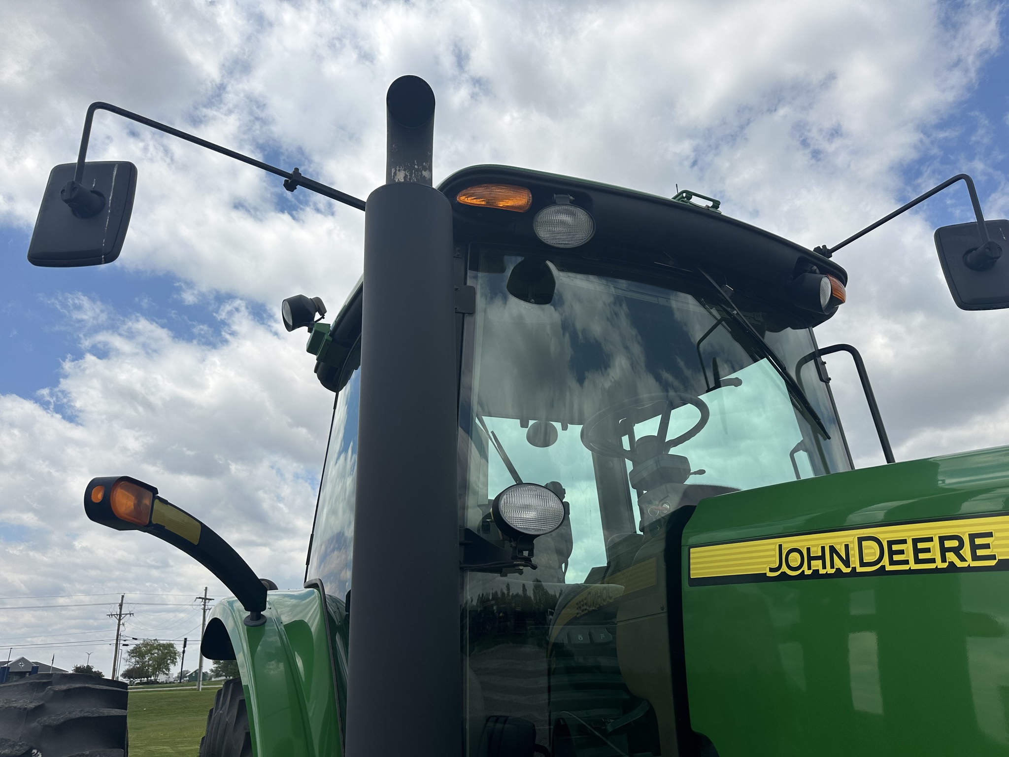 2009 John Deere 8330 Image 15