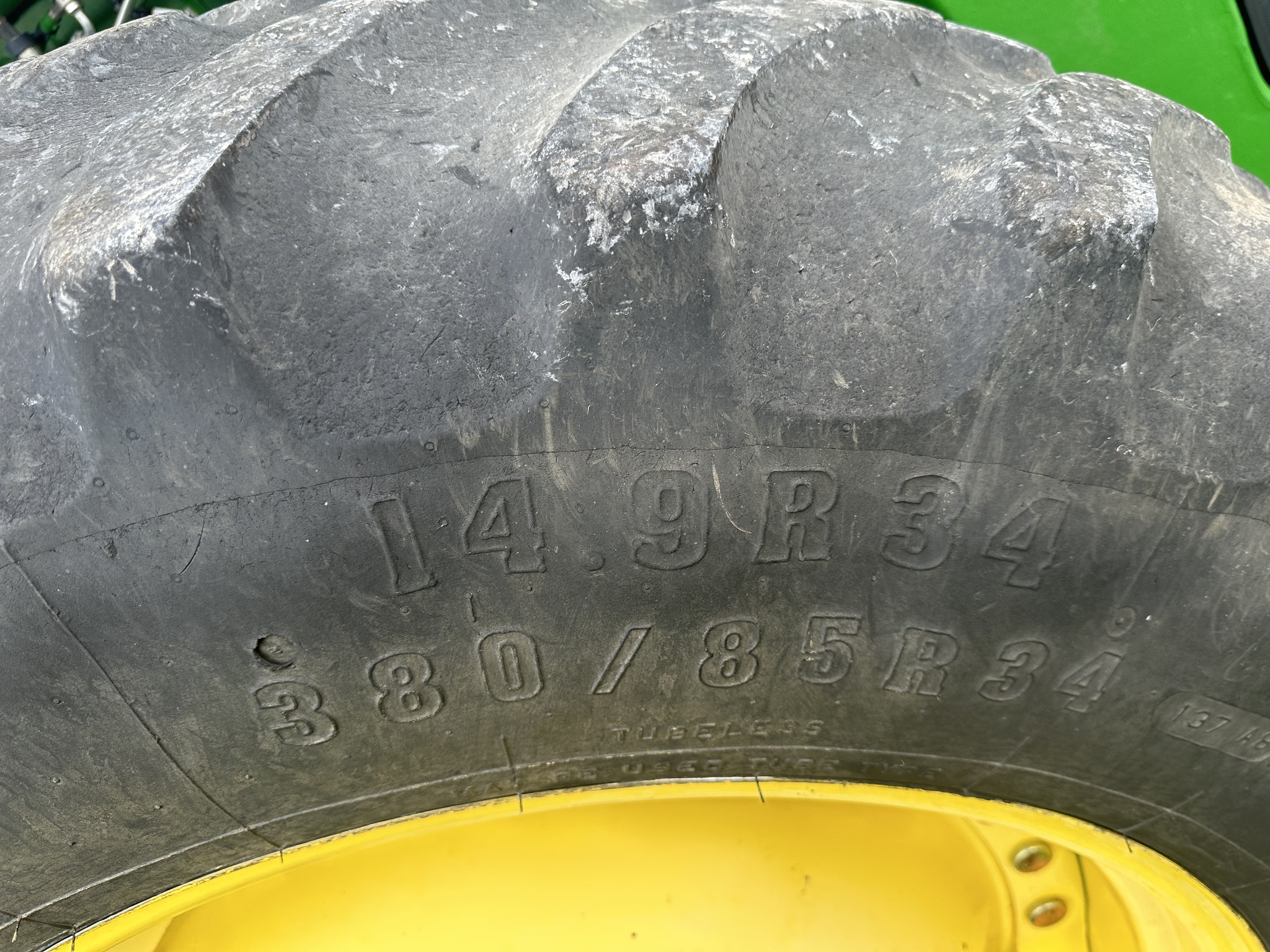 2009 John Deere 8330 Image 16