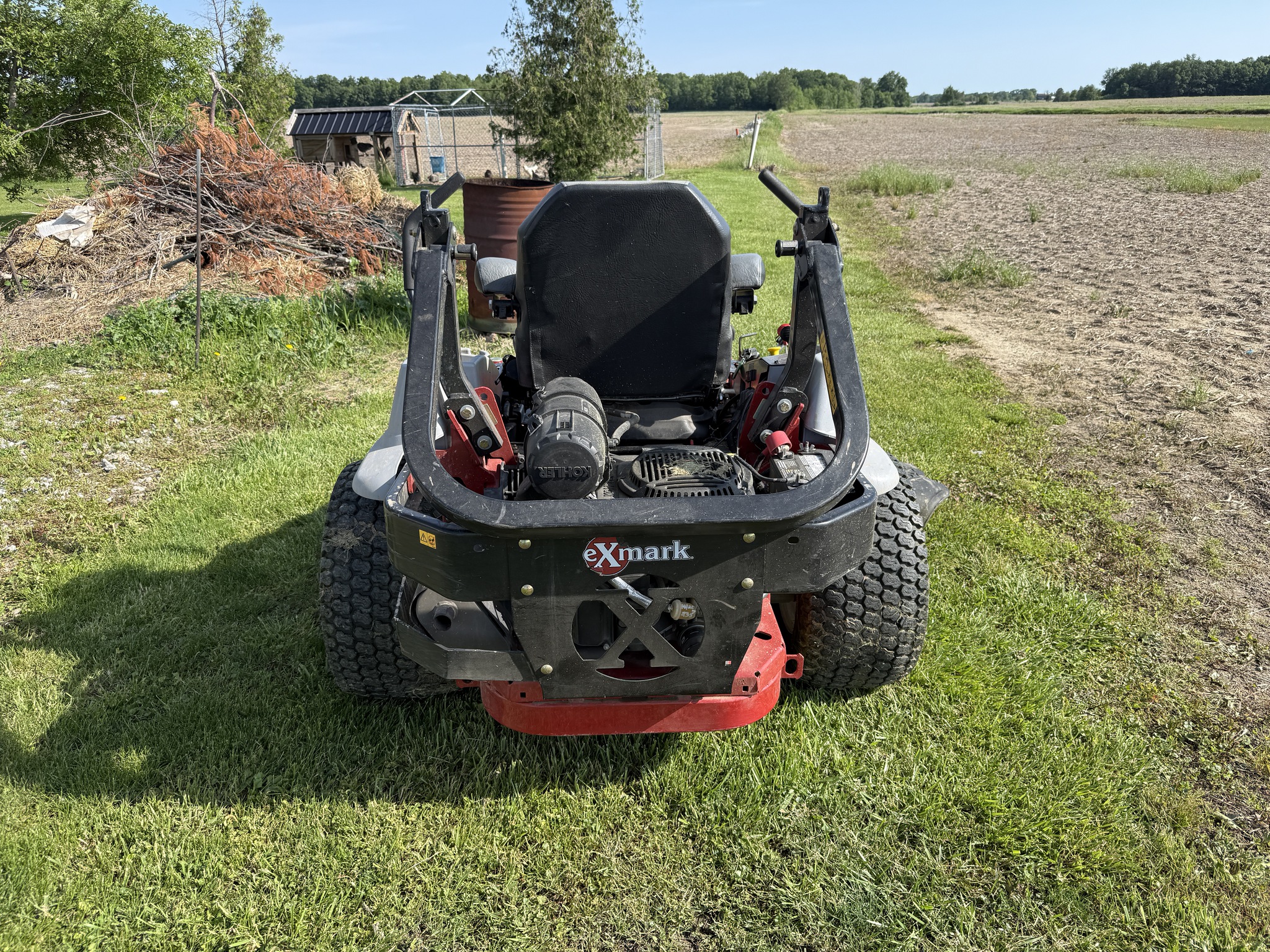 2021 Exmark LZE742GKC Image 7