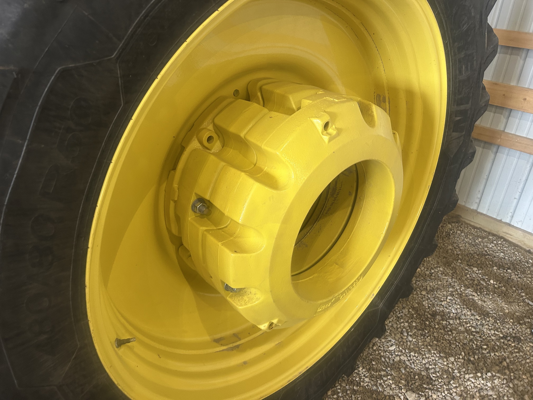 2020 John Deere 8295R Image 12