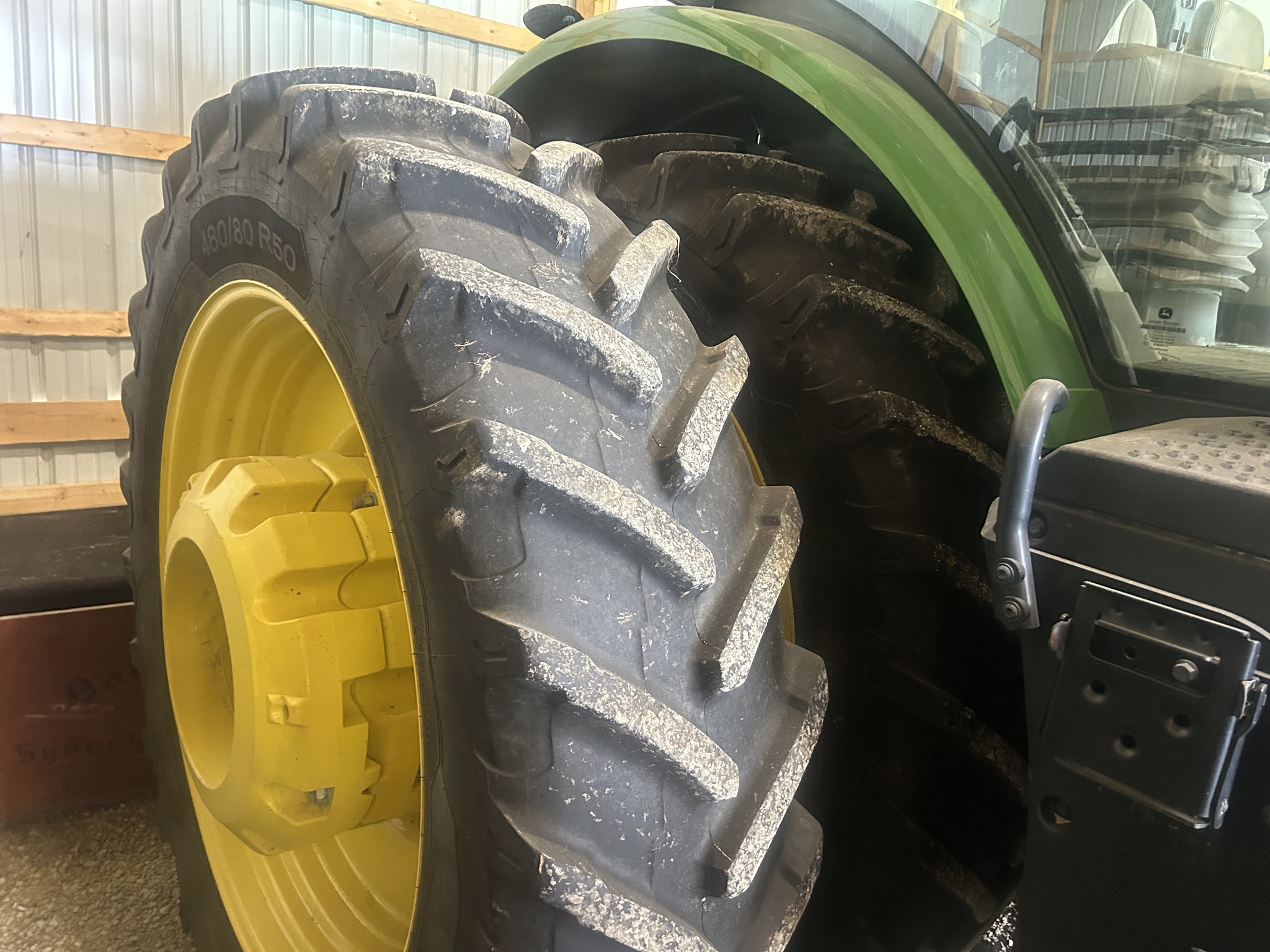 2020 John Deere 8295R Image 11