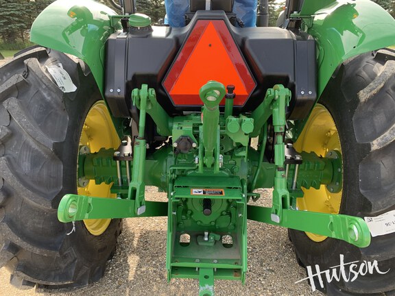 Photo of 2025 John Deere 5050E