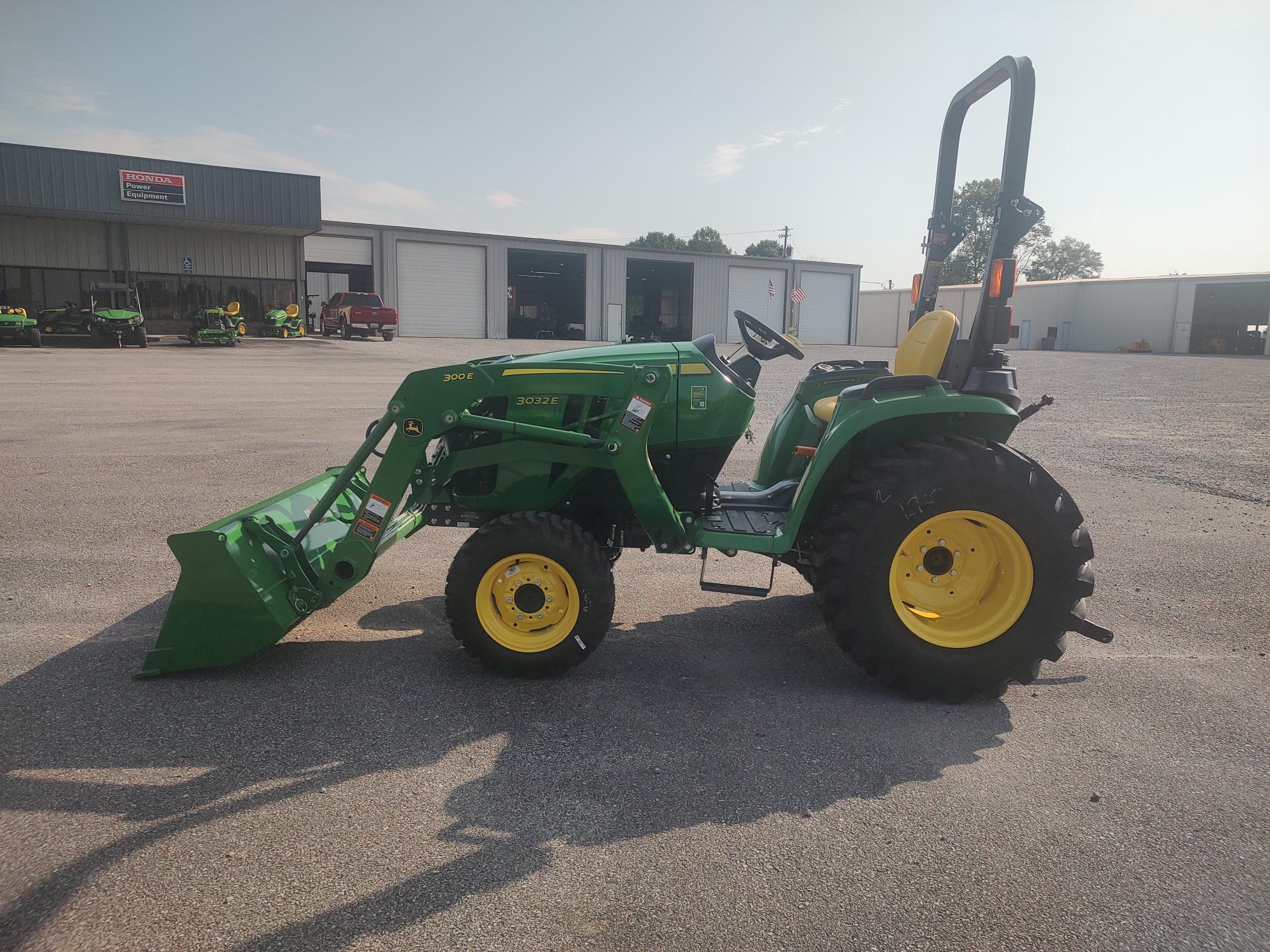 2026 John Deere 3032E