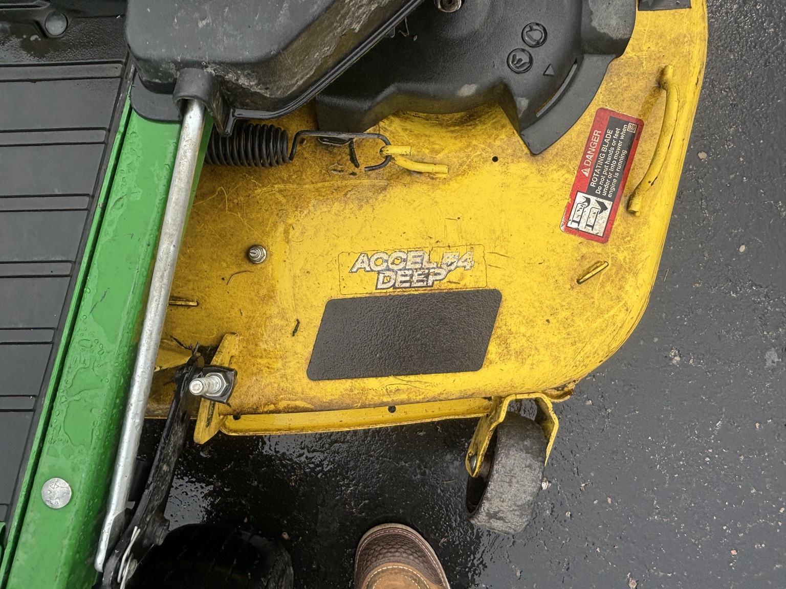 Used 2021 John Deere Z530M Zero Turn Mowers at Koenig Equipment in Tipp City, OH - PhotoXL10