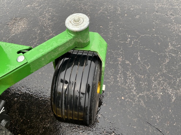 Used 2021 John Deere Z530M Zero Turn Mowers at Koenig Equipment in Tipp City, OH - Photo12