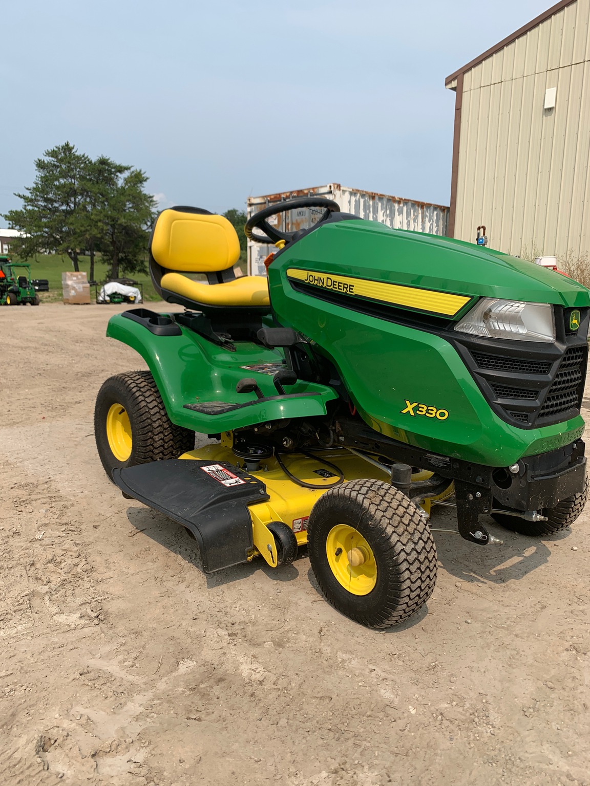 2018 John Deere X330