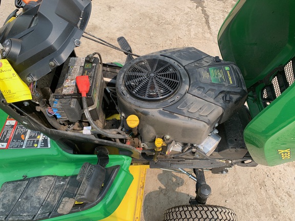 Photo of 2018 John Deere X330