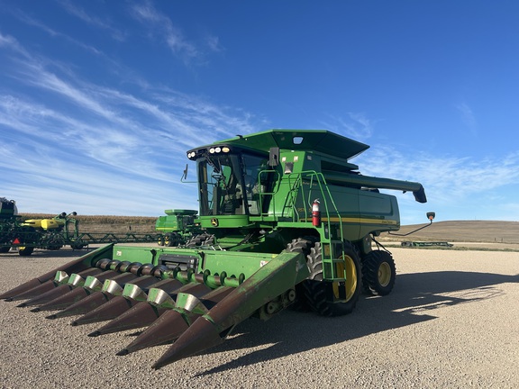 2008 John Deere 9570 STS Used Equipment