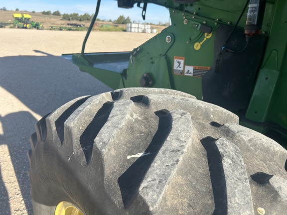 2008 John Deere 9570 STS (14th thumbnail)