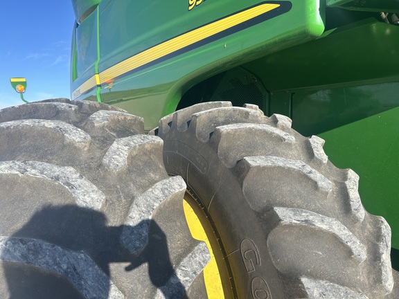 2008 John Deere 9570 STS (11th thumbnail)