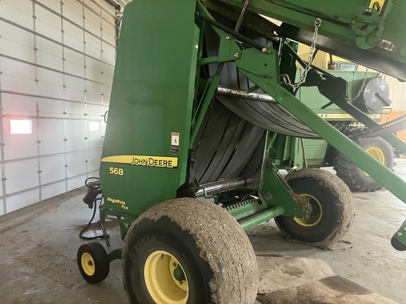 2010 John Deere 568 - Photo9