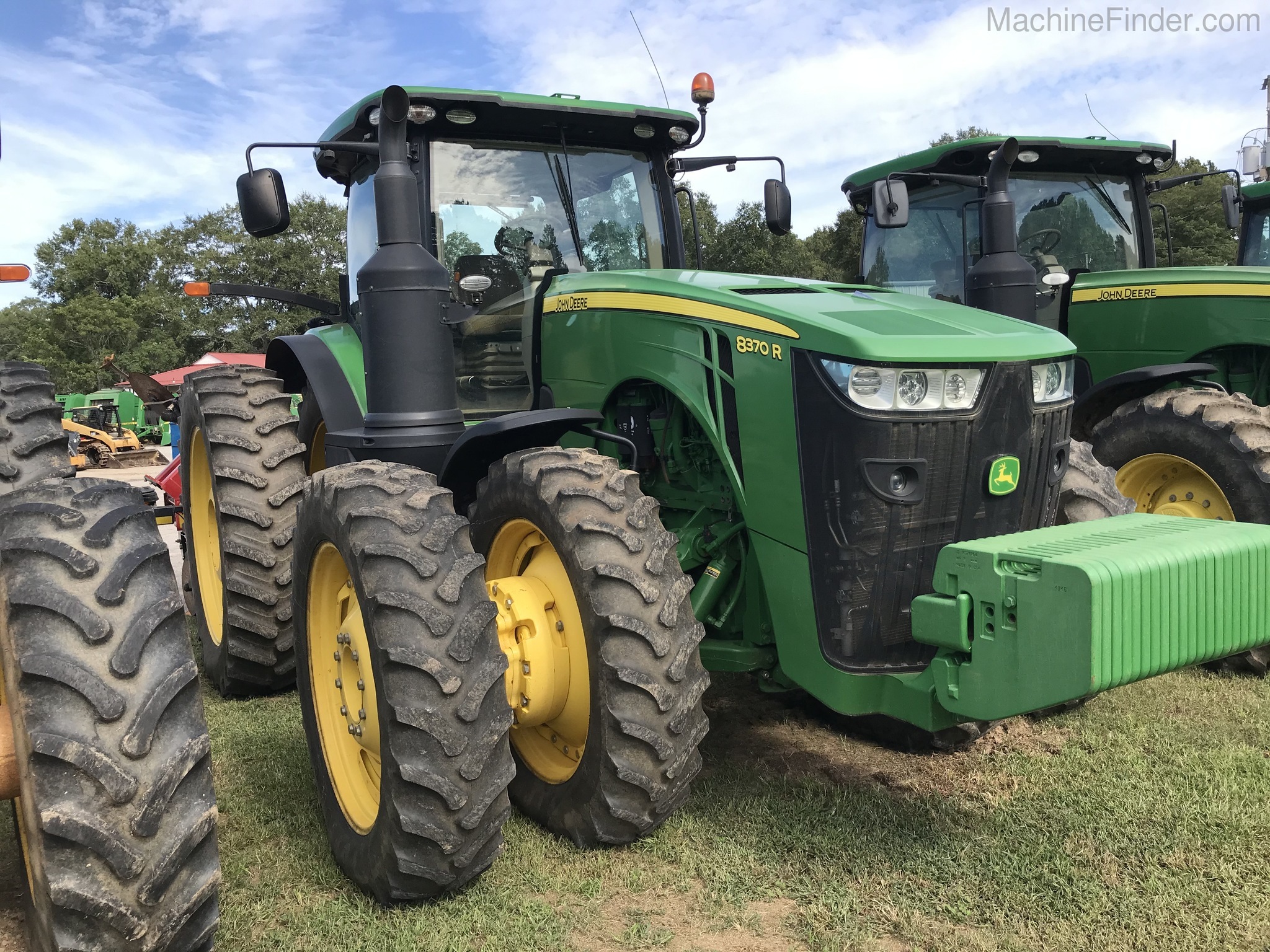 2014 John Deere 8370R Image 3