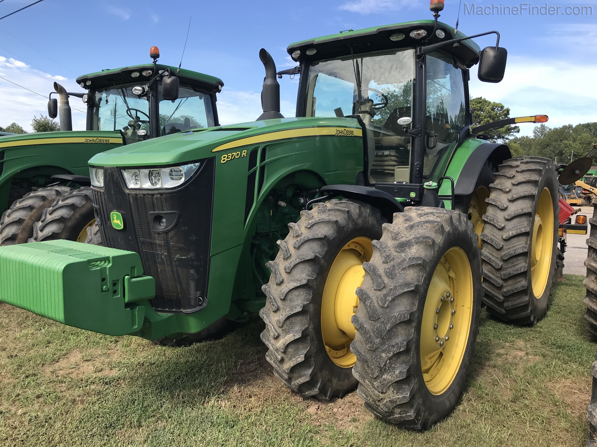 2014 John Deere 8370R Image 1