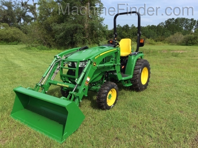 2020 John Deere 3033R Image 1