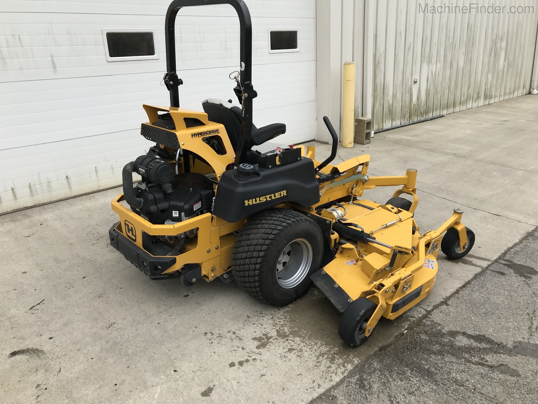 2017 Hustler SUPER 104 Image 6